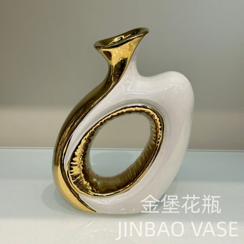 Nordic popular ceramic vase, gilded office and living room decoration item, fresh flower simulation flower arrangement, flower container, heart pic 29