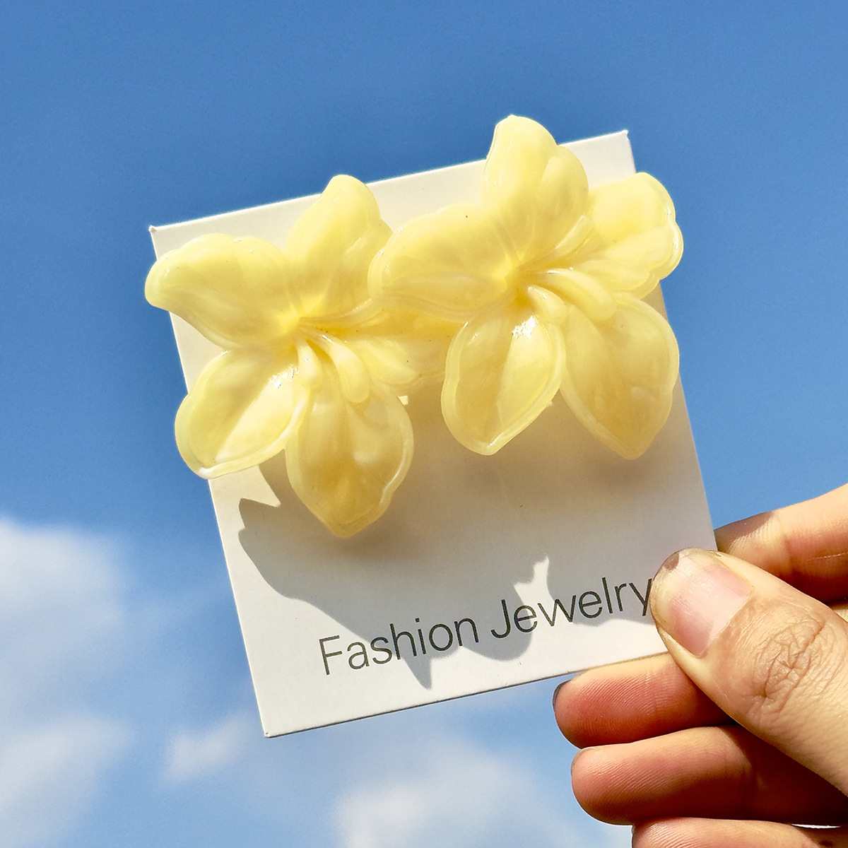 亚马逊跨境清新甜美彩色树脂花瓣花朵耳钉气质多巴胺 耳环耳饰女详情44