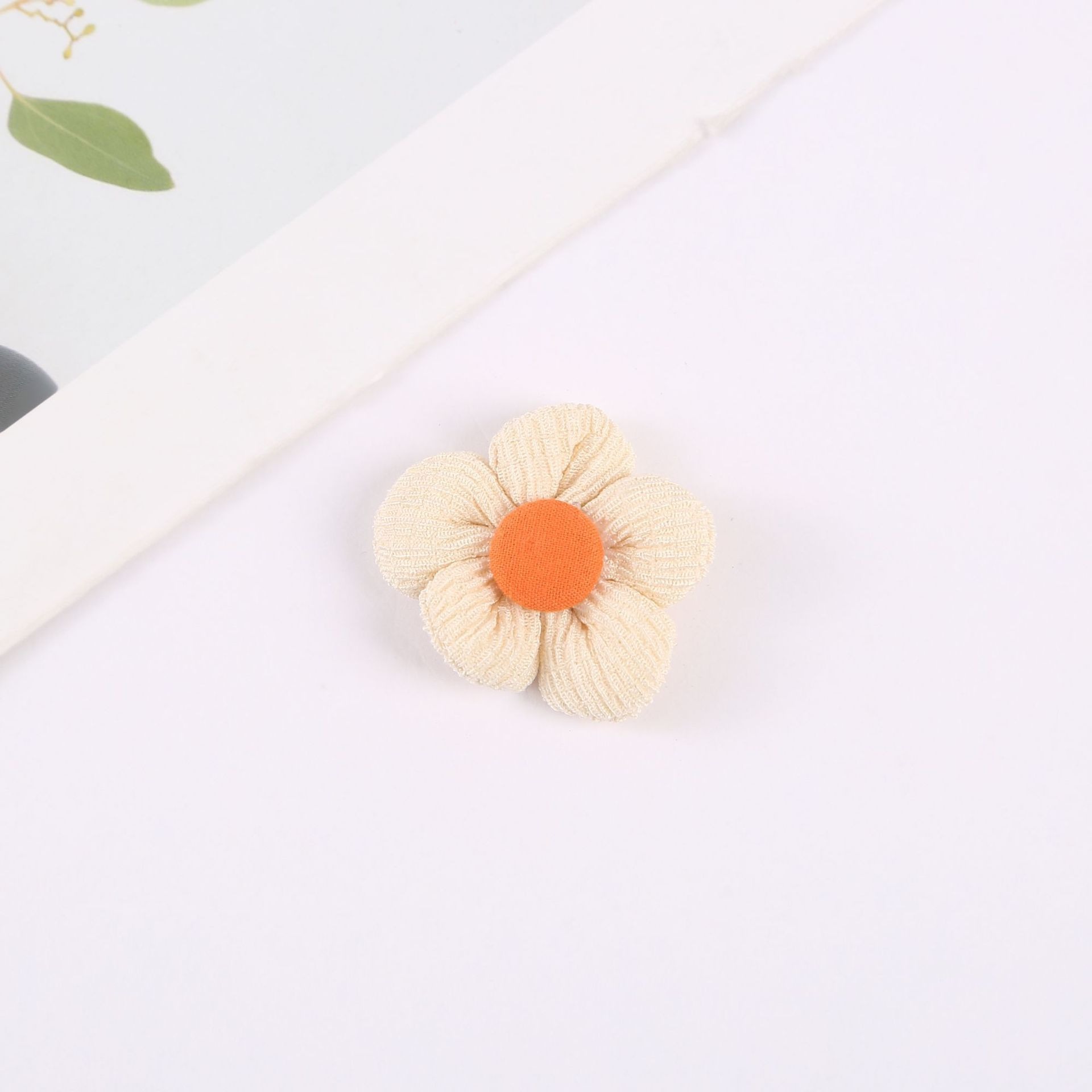 Pleated, colorful five-petal flower, fresh and simple Korean-style DIY shoes, hats, headwear, clothing, socks, bags, bows, clothing accessories pic 4