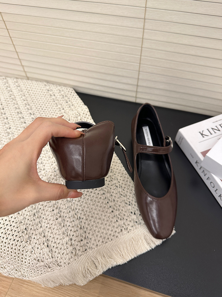 法式内增高女孩2025春秋新款一字扣带V口玛丽珍平底单鞋女芭蕾鞋详情3