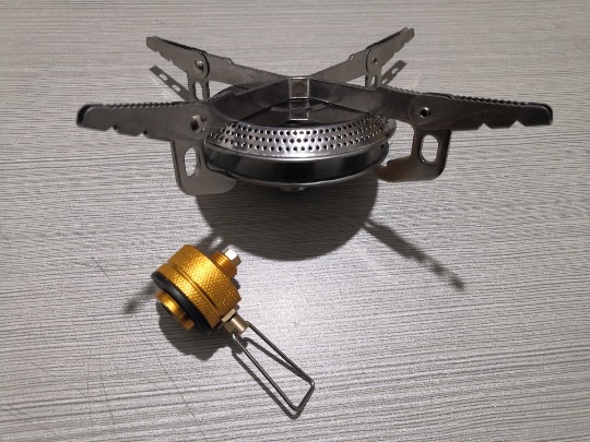 户外迷你一体式炉头可折叠不锈钢燃气支架登山野营便携防风炊具详情14