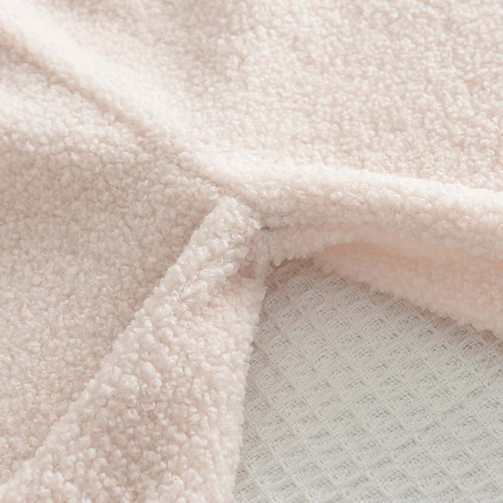 秋冬季temu新款韩版女童简约套装字母羊羔绒高领外套长裤两件套详情10