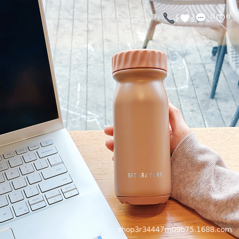 New outdoor lightweight portable insulated cup, ultra-light water cup gift wholesale, fashionable, high appearance level, portable sports pic 4