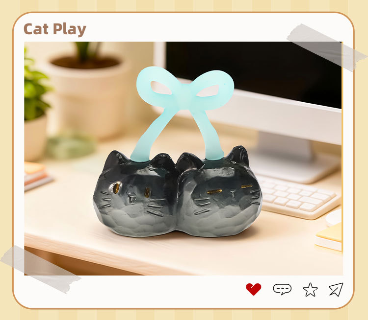 The cat PAI is indeed fun. The blind box Siamese cat figurine is a creative couple and becomes a figurine desktop birthday gift for women pic 21