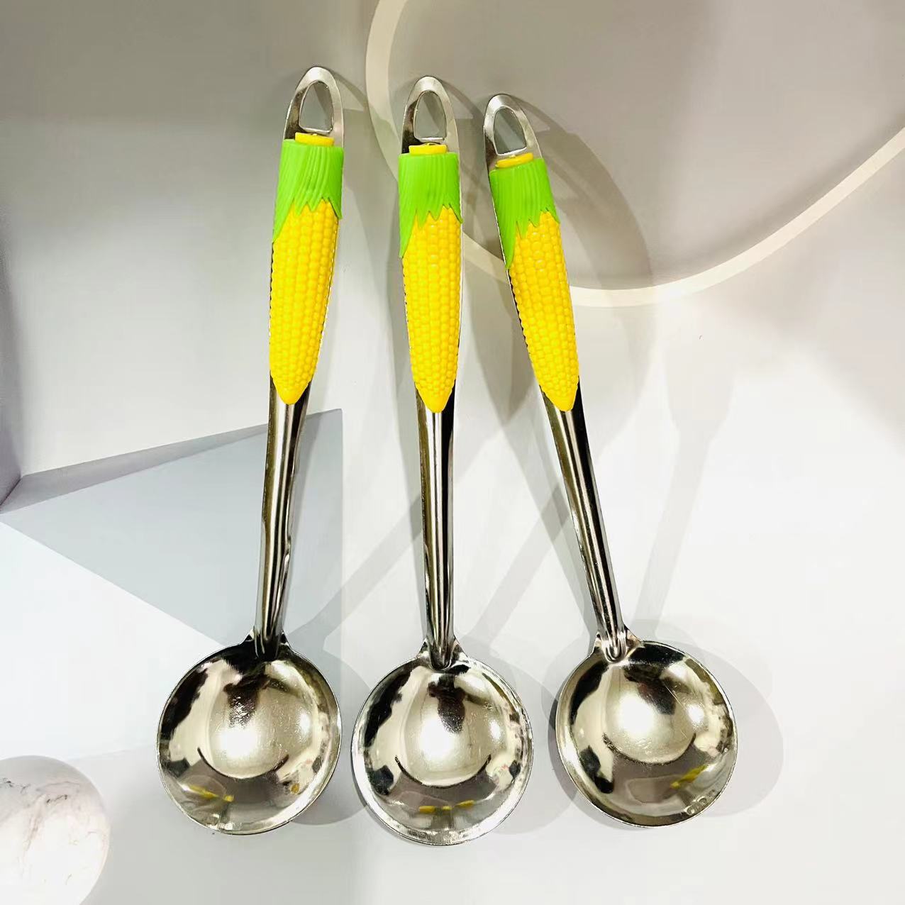 【 Zone 2-12 】 Corn soup spoon 10 per bundle 1500 per box Corn soup spoon, household kitchen thickened strainer spoon for soup and porridge, long-handled hot pot, 1 yuan supply pic 5