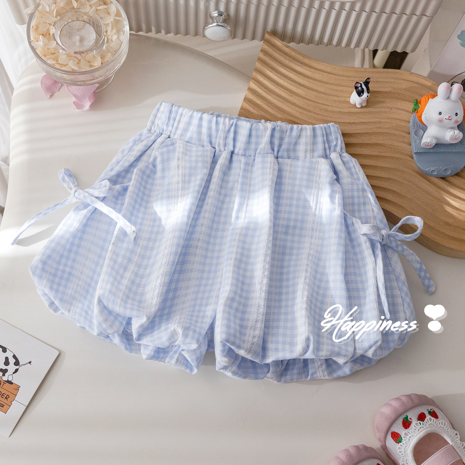 The summer new cartoon print T-shirt for girls is fashionable, and the two-piece set of checked bow flower bud pants is trendy pic 14