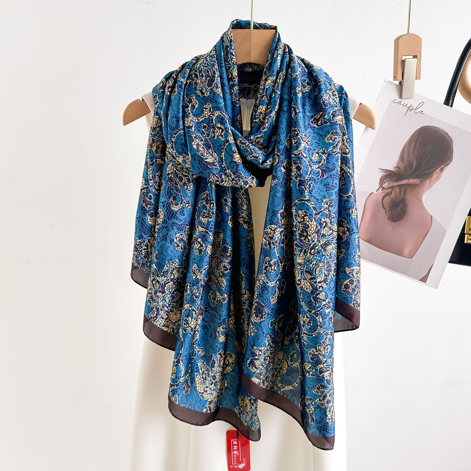 国潮2024春夏仿真丝巾旅游防晒沙滩巾印花长款气质丽锦段围巾围脖批发详情6