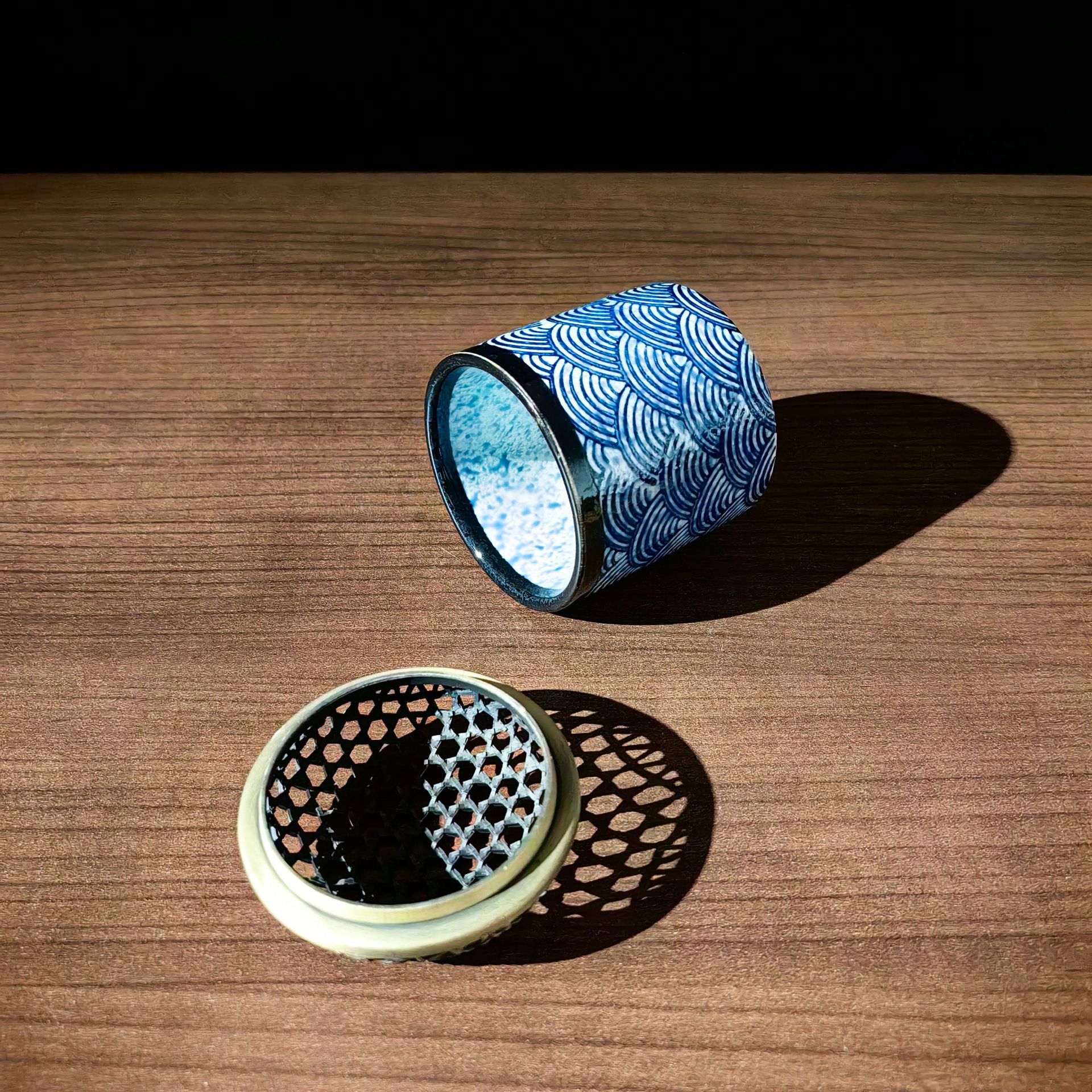 陶瓷香炉 水波纹3.jpg