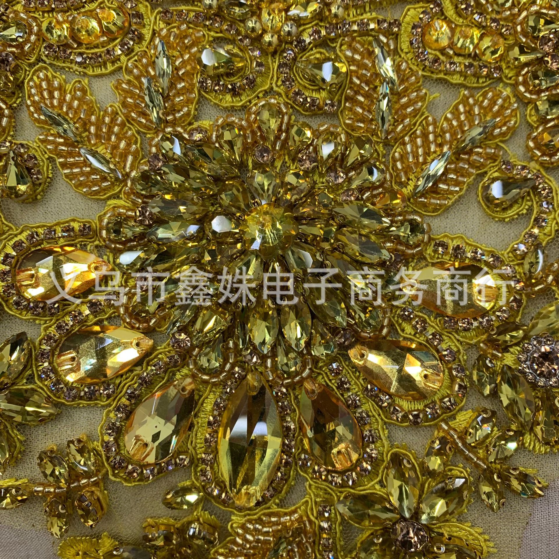 高定款礼服领花 重手工钉珠水钻金色贴花详情2