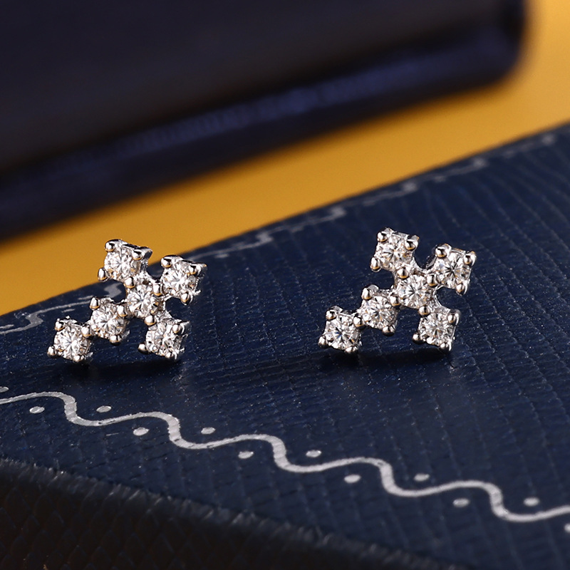Influential Accessories S925 sterling Silver plated 14K mini cross Stud earrings for women, simple, fashionable, versatile and niche earrings wholesale cross-border pic 2