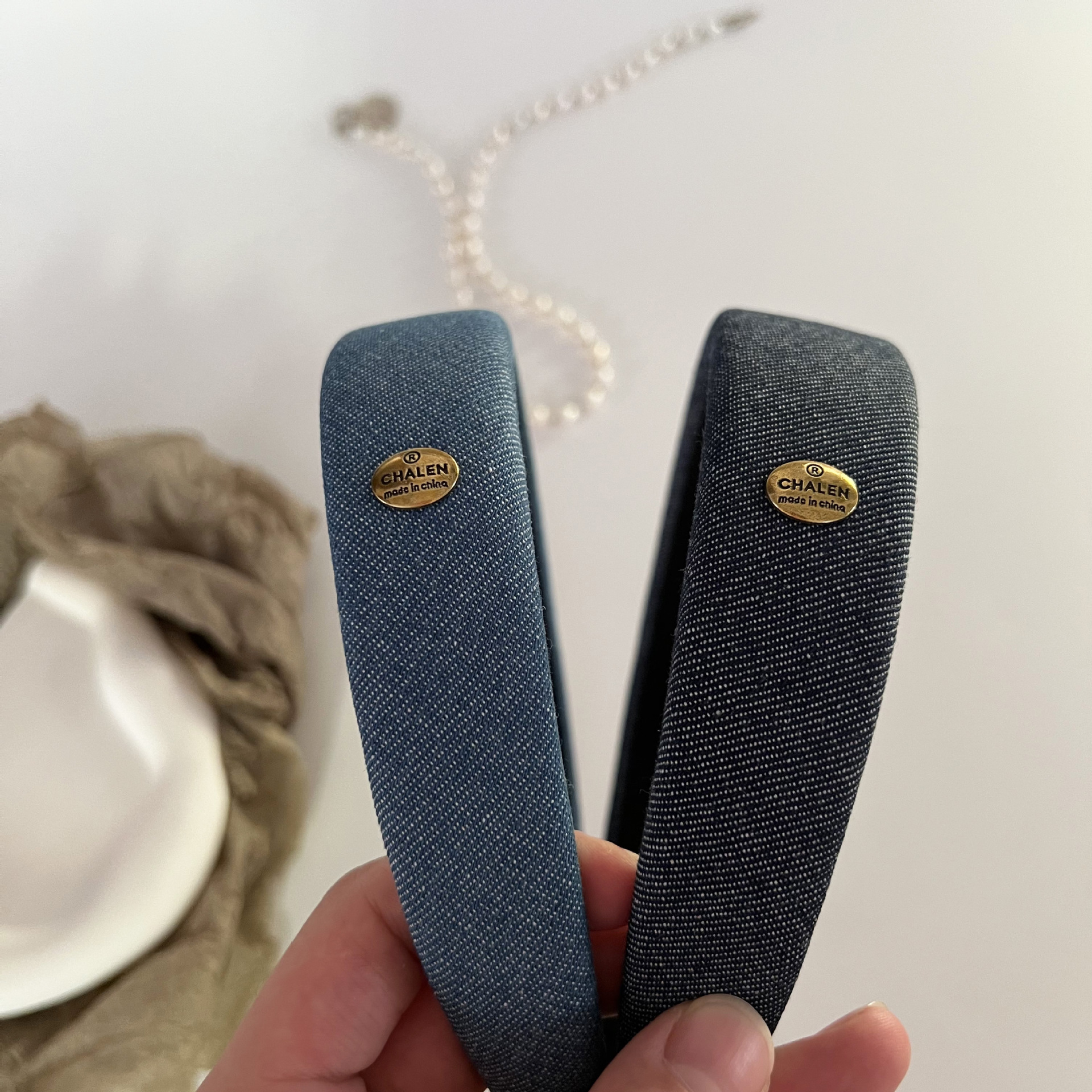 Korean denim gold label hair band and hairpin set, retro and high-end, high top sponge hair band, elegant side clip hair accessory pic 6