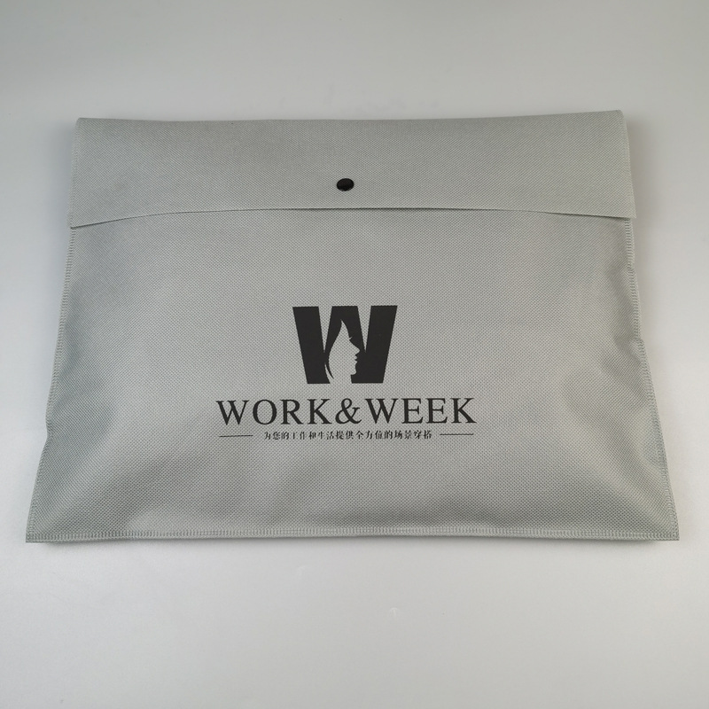 现货服装包装袋加厚无纺布衣服按扣收纳袋暗扣密封女装包装信封袋详情20