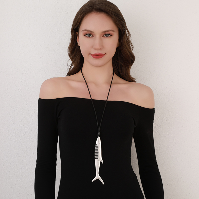 跨境亚马逊欧美定制长项链鱼形吊坠简约风独特设计毛衣链时尚饰品详情4