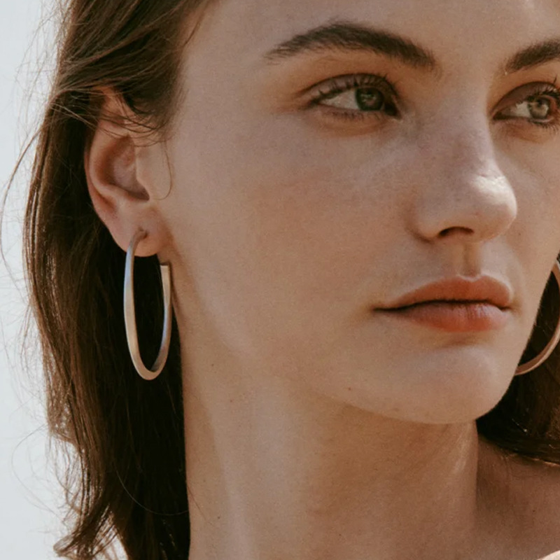 明星同款欧美简约纹理C圈不规则形状耳钉个性高级小众设计耳饰女详情7