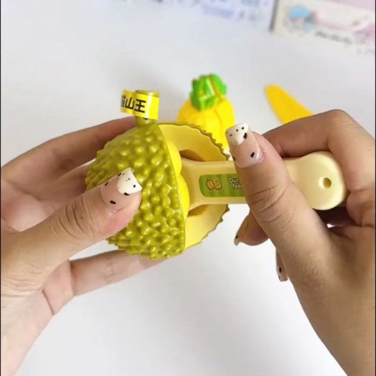 New best-selling feeding fruit platter, Cat Mountain King Durian diy fruit cutting fun toys, children play house to relieve boredom pic 13