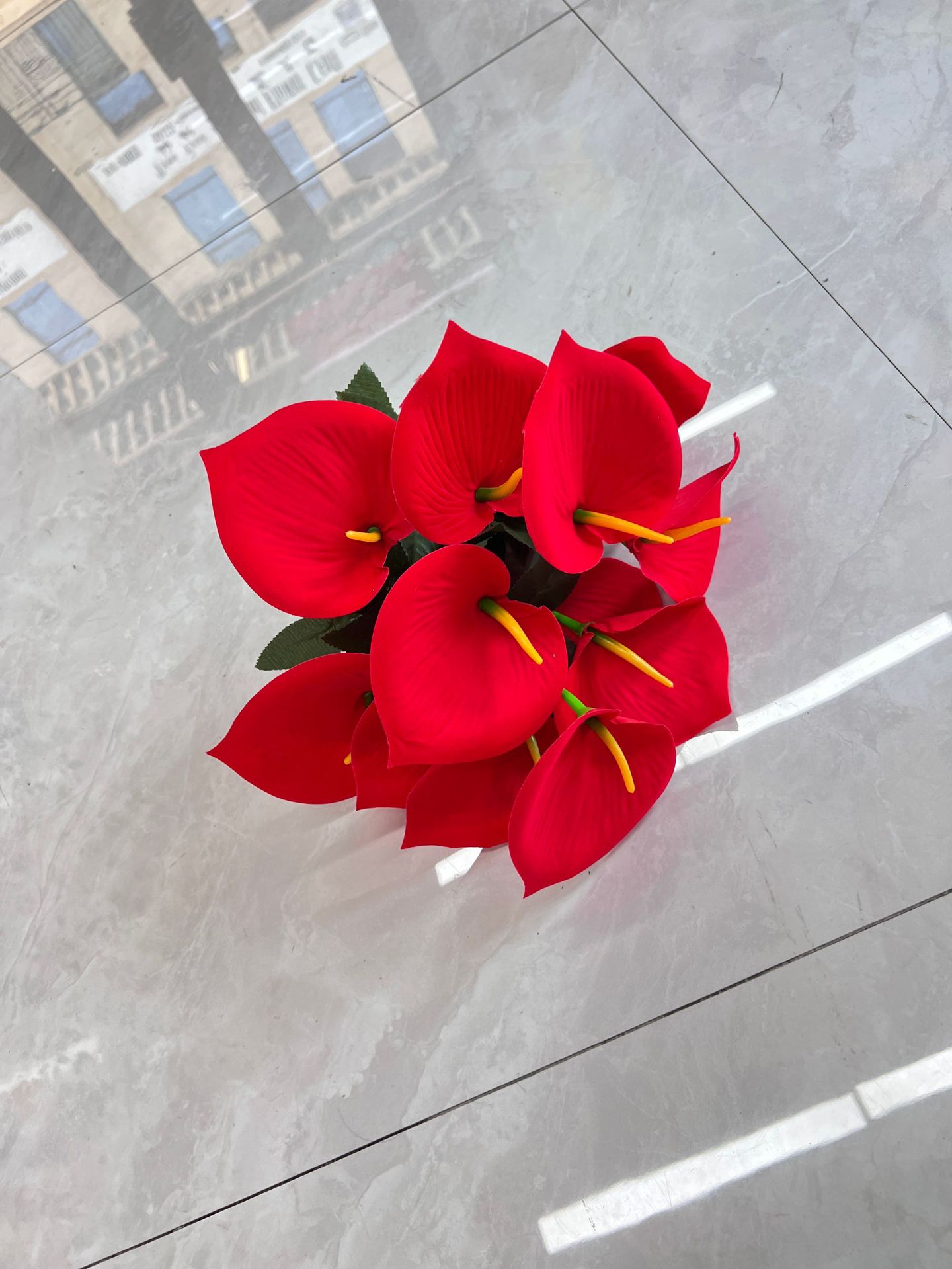 新款仿真12头绒布马蹄莲假花欧式家居客厅装饰室内外摆设绢花详情11