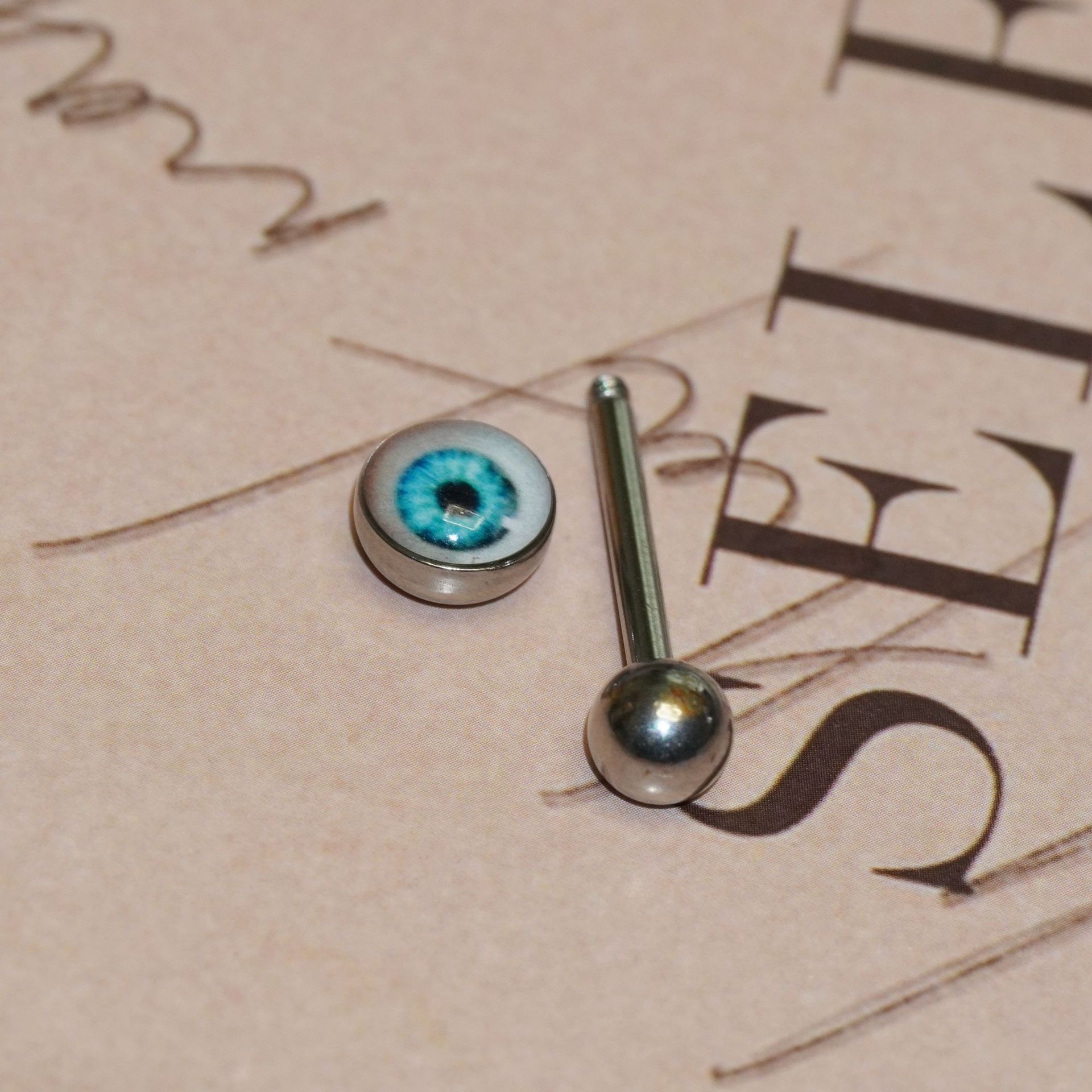 舌钉辣妹眼睛舌环辣妹钛钢人体穿刺饰品穿孔工厂直销亚马逊新款详情7