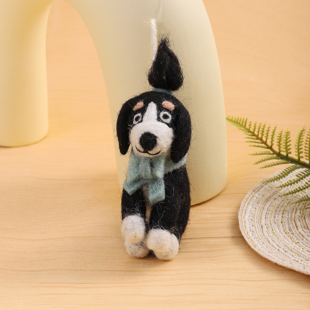 哈士奇手工羊毛毡挂件高颜值立体玩偶挂饰小众包包挂饰可爱挂件详情2