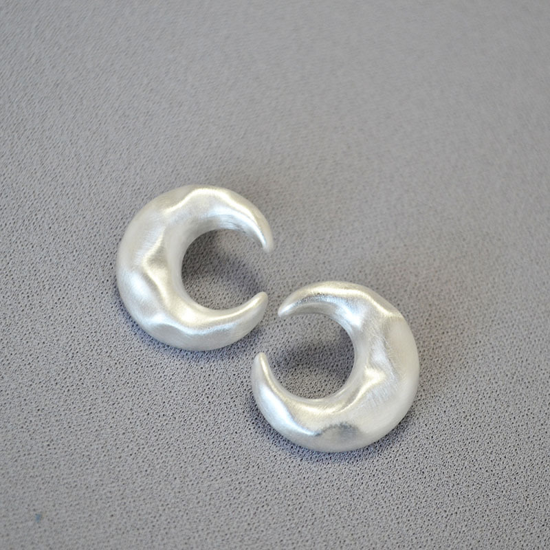 法式复古银色月牙拉夸张冷淡风小众设计高级感925银针耳钉耳饰女详情2