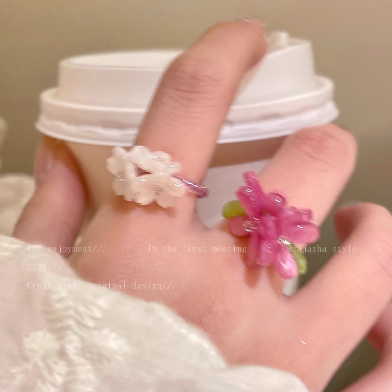 Violet flower ring, new Korean-style index finger ring for girls in early spring, elastic beaded, stacked ring for best friends pic 10