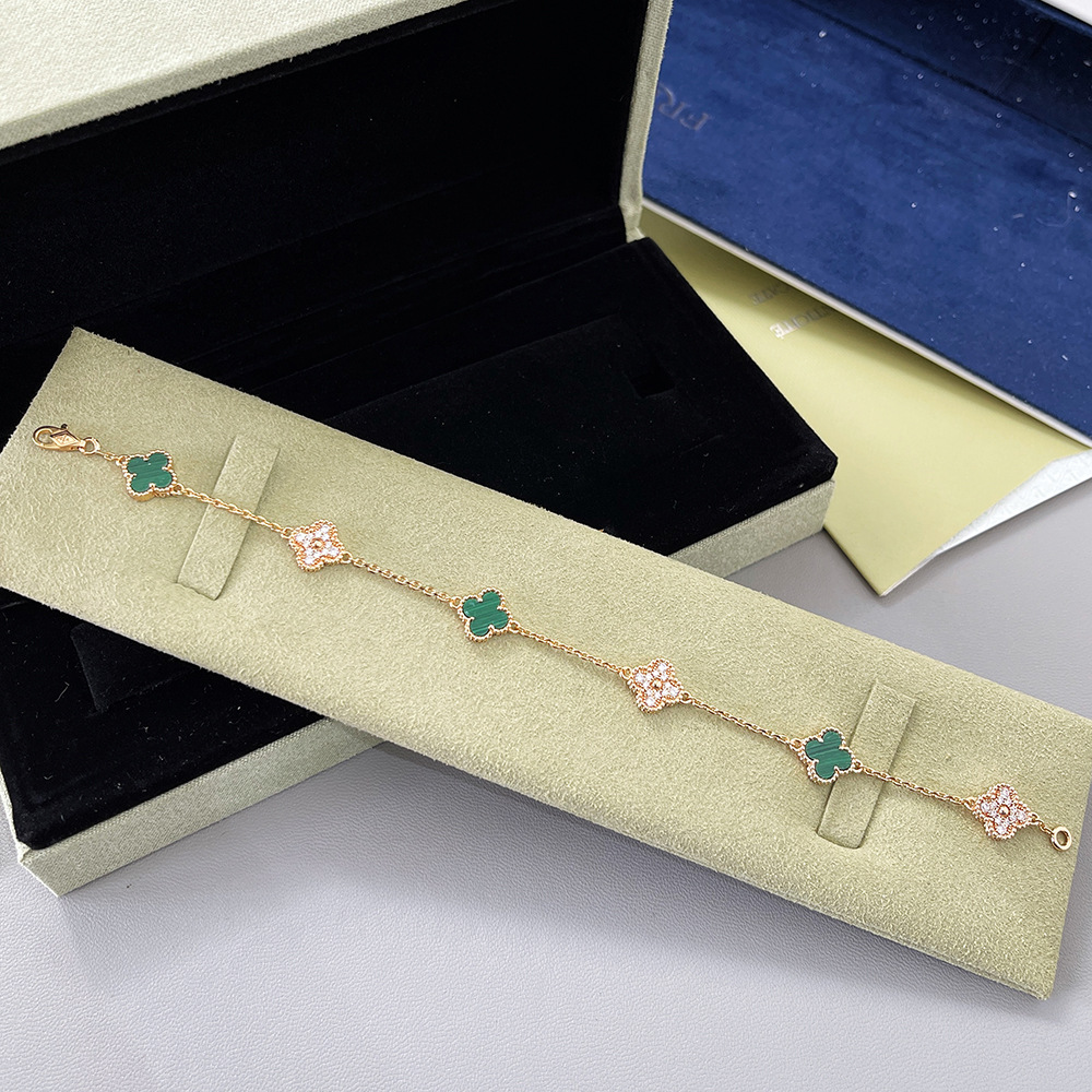 v金高版本厚镀18k金迷你五花六花四叶草手链不掉色高级感红玛瑙详情42