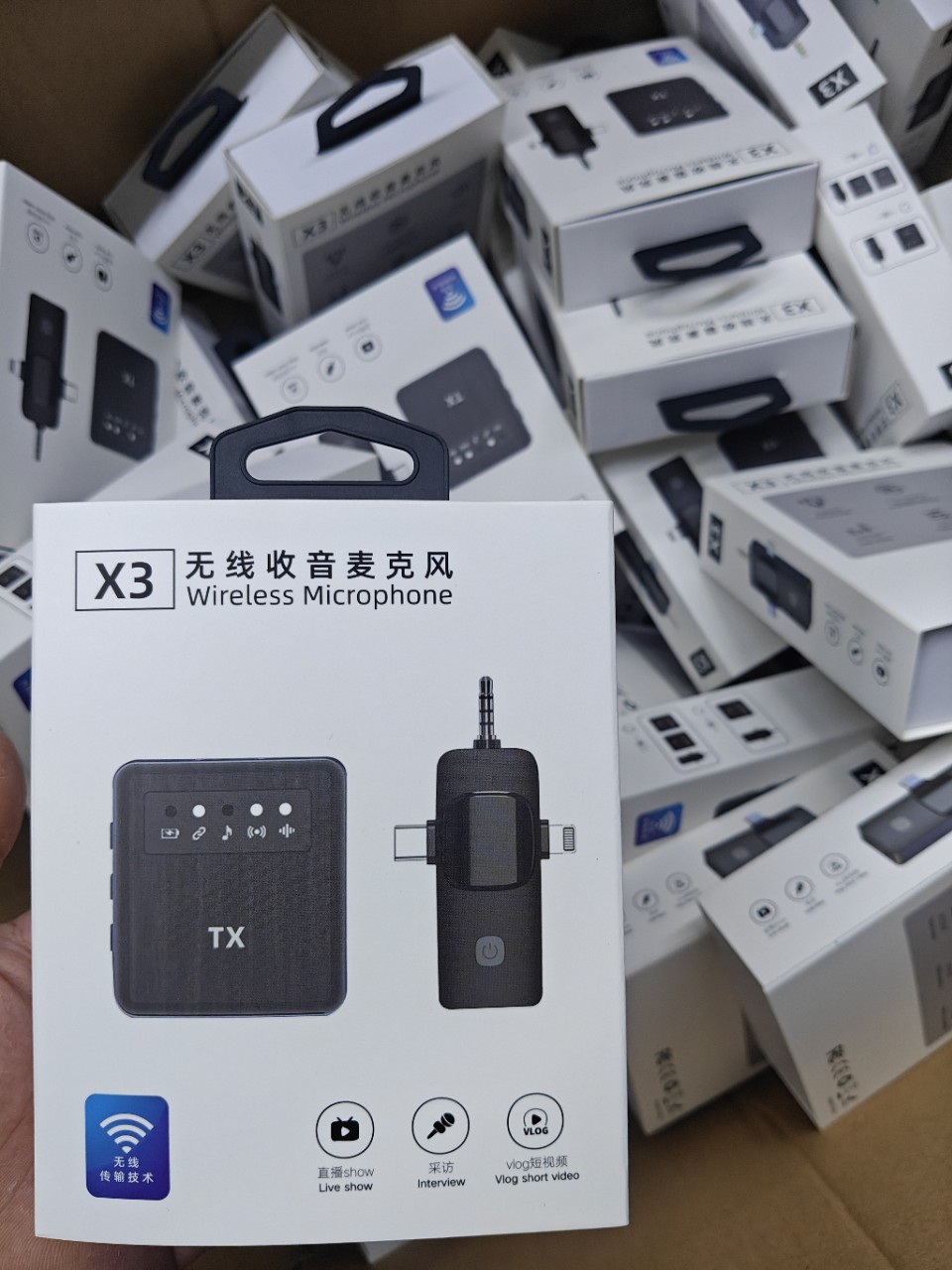 F15二合一F11三合一领夹式无线麦克风户外直播采访录音智能降噪家用影音设备详情9