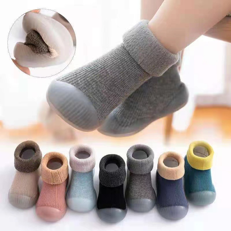 Baby walking shoes for autumn and winter, thickened with fleece, soft-soled and anti-slip, pure cotton floor socks for warmth pic 15