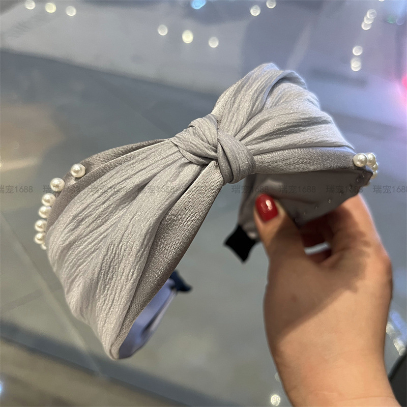 The new spring and summer headwear features a double-layer fabric with pleated yarn and asymmetrical beaded knots in the middle, creating a gentle and elegant hairband pic 14