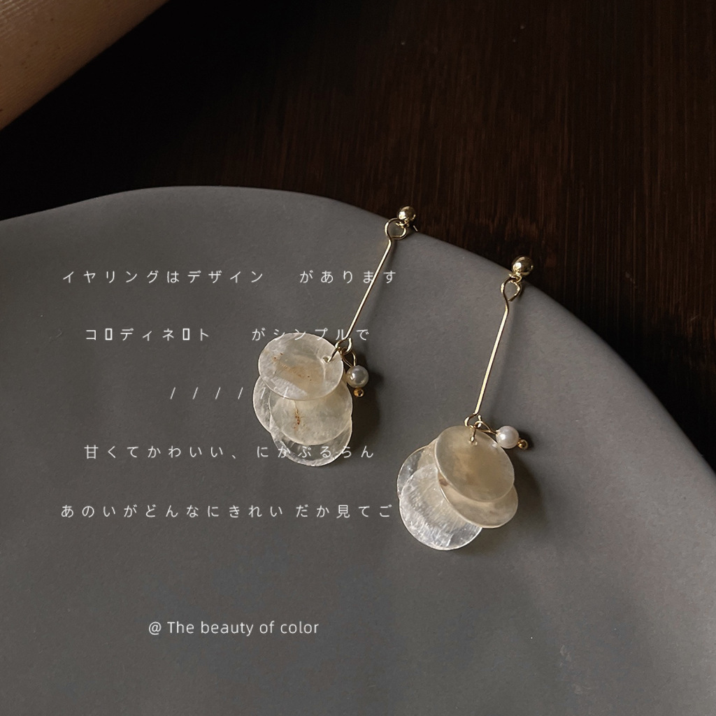 Original and niche designer handcrafted shell tassel earrings, French forest style, simple fairy style, high-end earrings for women pic 3