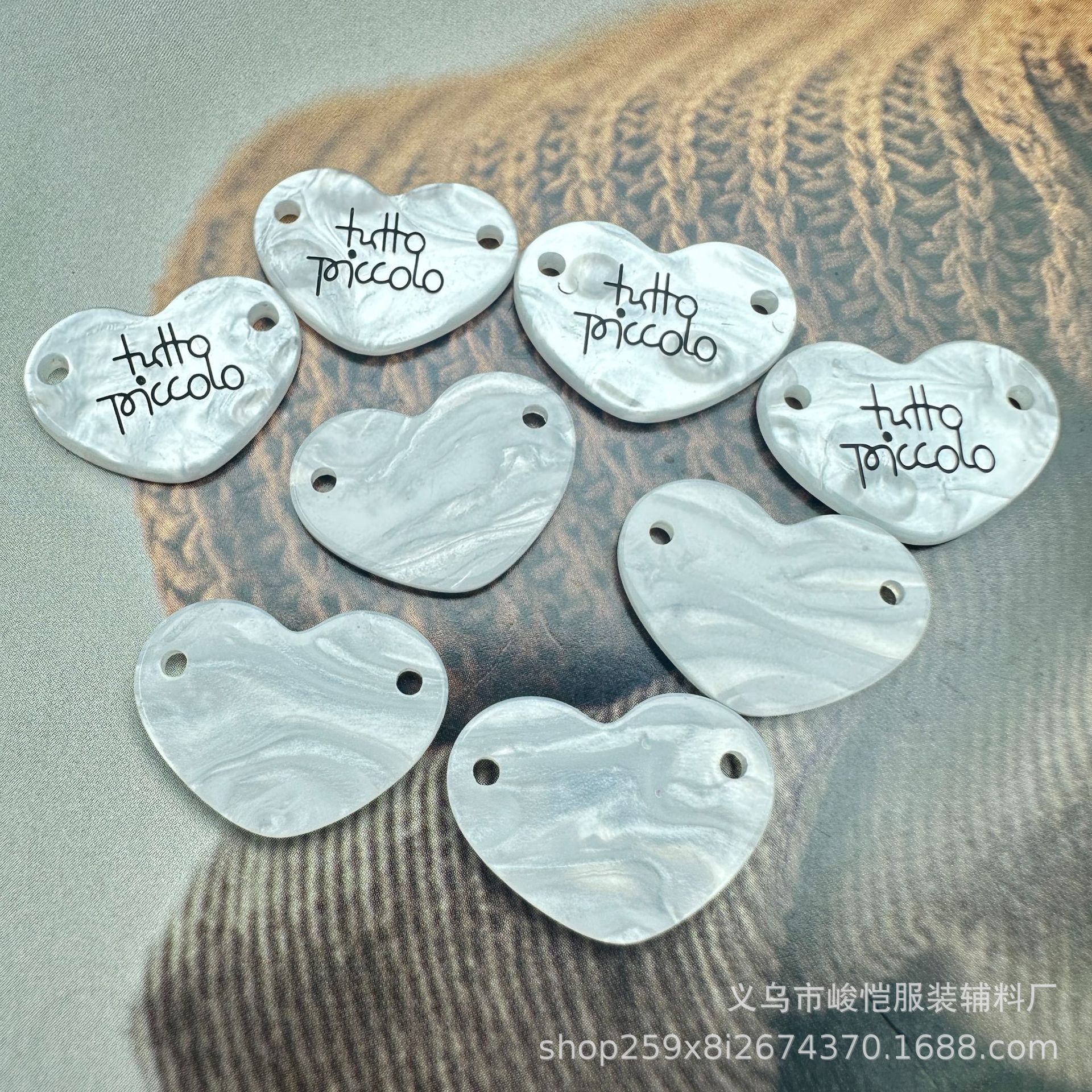 爱心标牌树脂仿贝壳彩色扣子异形不规则纽扣毛衣衬衣针织衫小铭牌详情11