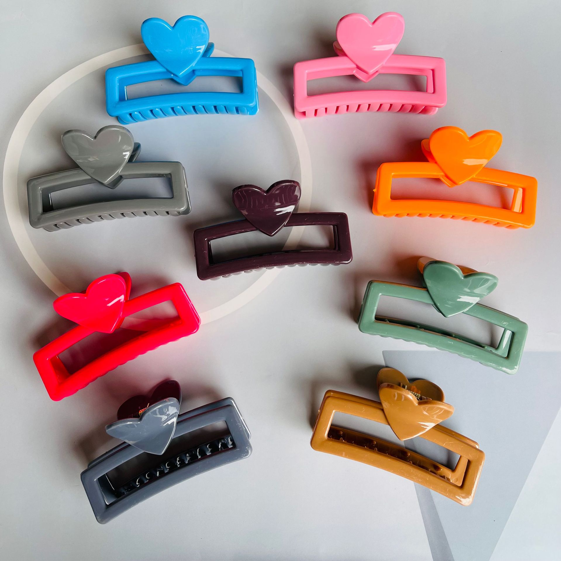 【 Zone 1-12 】7003 heart-shaped Square Hairpin 12/ pack 1200/ box Large heart-shaped square hairpin 1 yuan 2 yuan Store Supply Heart-shaped hair clip Back head bun Hairpin clip clip Hair accessory batch pic 1