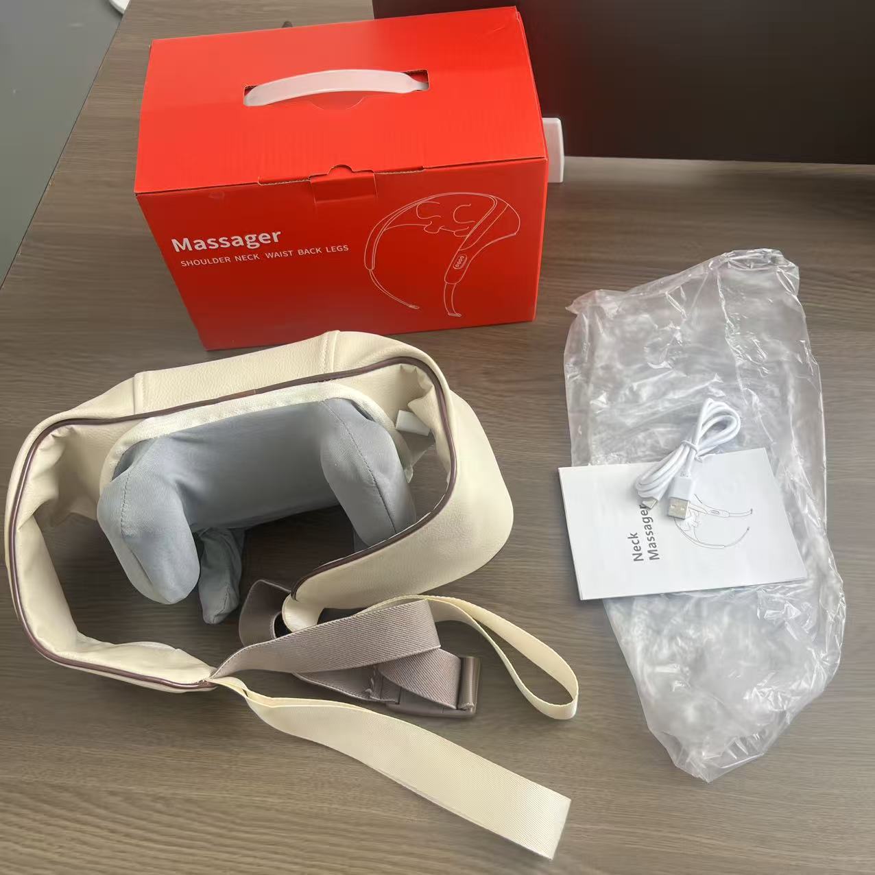 Cross-border shoulder and neck massager, cervical massager, massage the trapezius muscle of the shoulder, cervical multi-functional heating simulation human hand pic 1
