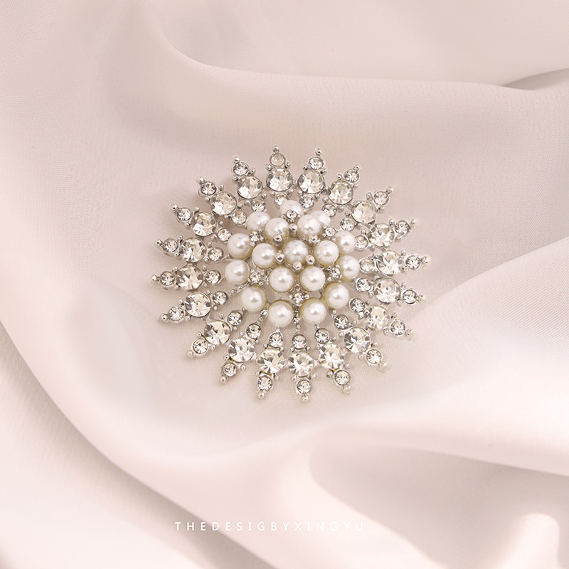 蝴蝶胸针高级感轻奢批发简约气质固定衣服别针西装珍珠服饰配件详情12