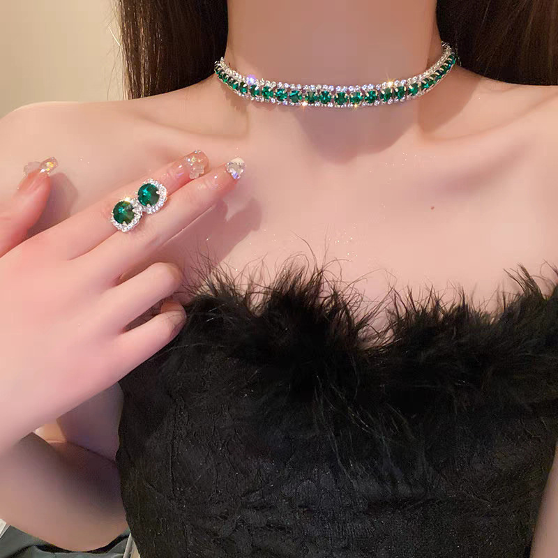 European and American bestsellers, light luxury, niche and exquisite necklaces, versatile, stylish, fashionable and individual two-piece set of necklaces and stud earrings pic 2