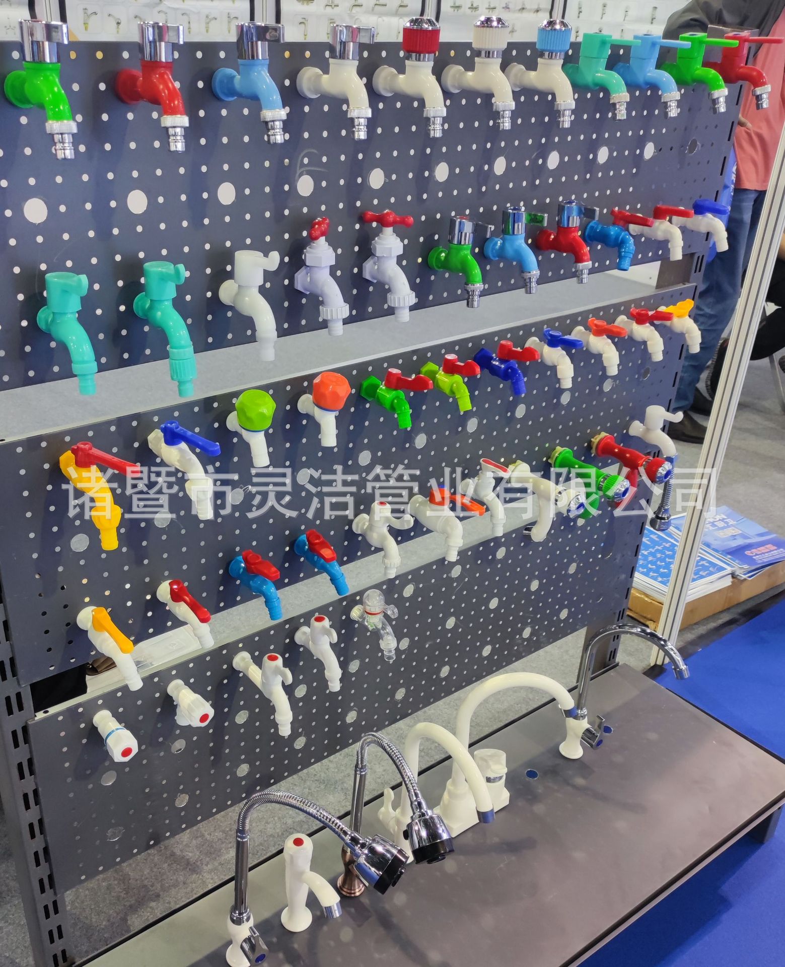 Plastic faucet, pvc faucet, 4-inch faucet, plastic faucet, PP washing machine faucet pic 16