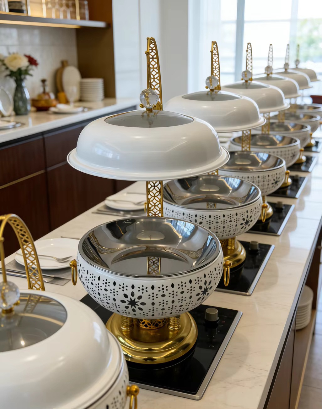 Stainless steel golden luxury restaurant hotel wedding insulated pot alcohol heating 8-liter capacity food insulated with belt pic 3