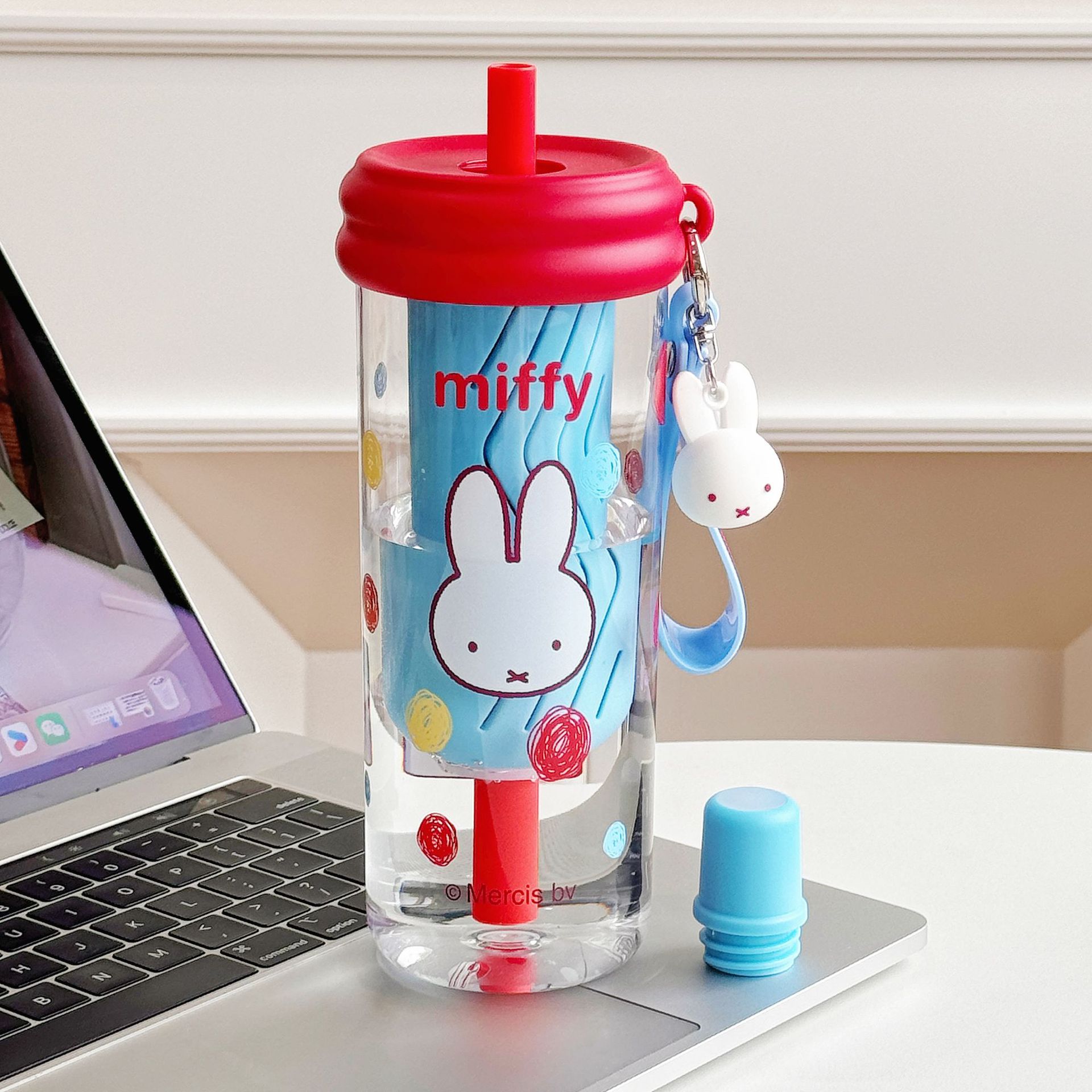 The new Miffy Rabbit plastic straw cup, cartoon tritan water cup, student high appearance level, tea-water separation dual-drinking cup pic 17