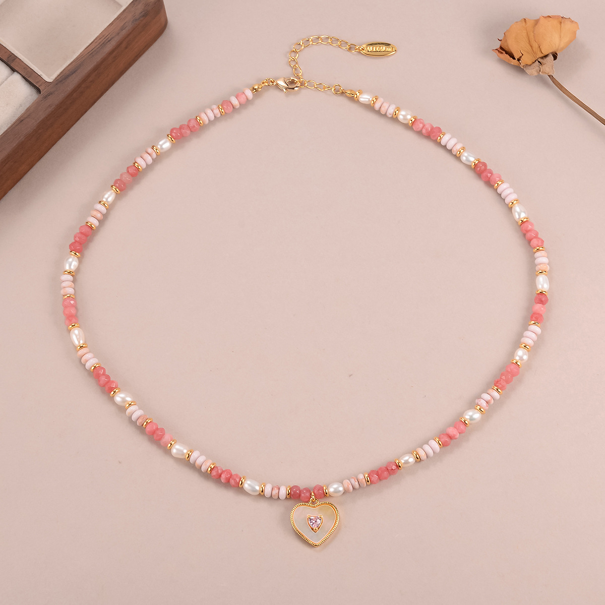 Simple and fresh heart-shaped geometric necklace, summer versatile beaded dopamine necklace, fashionable new collarbone chain for women pic 18