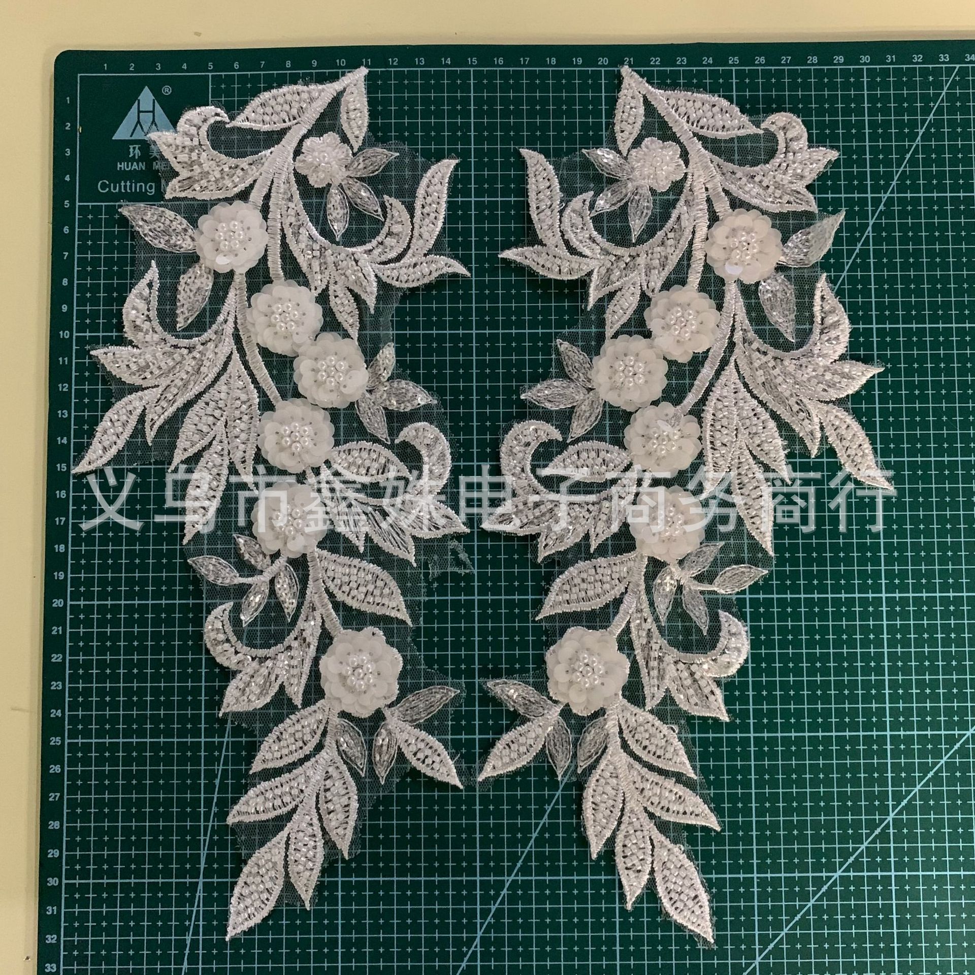 Best-selling colored three-dimensional lace embroidered fabric stickers for diy evening gowns and wedding clothing accessories with sequins and decals pic 3
