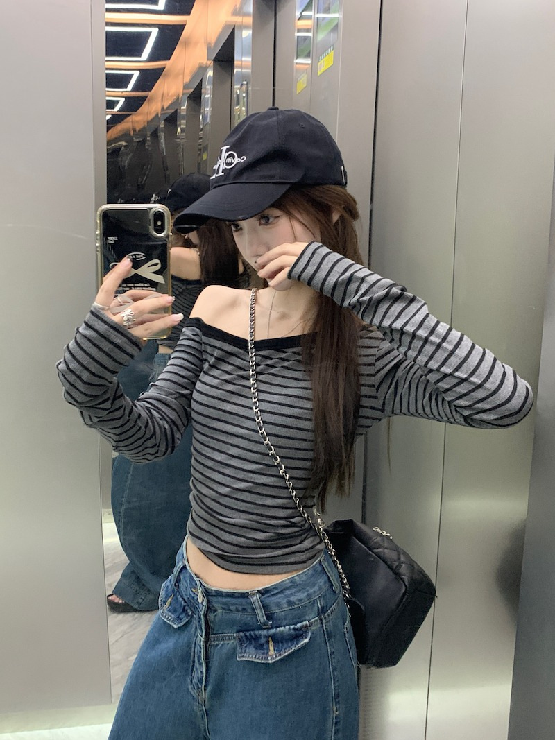 野媛设计感性感斜肩修身显瘦长袖T恤女秋冬季小众打底衫露肩上衣详情13