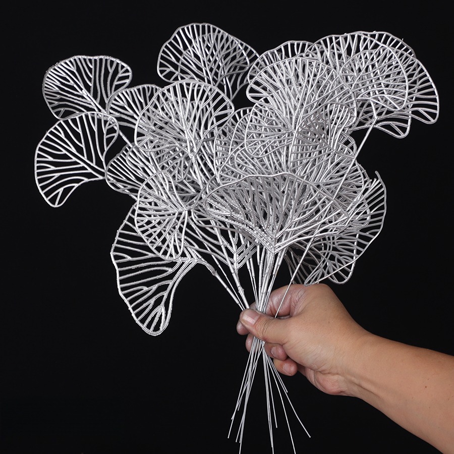 银色仿真花年宵花银色尤加利银色叶子银杏叶假花福桶插花新年摆件详情7