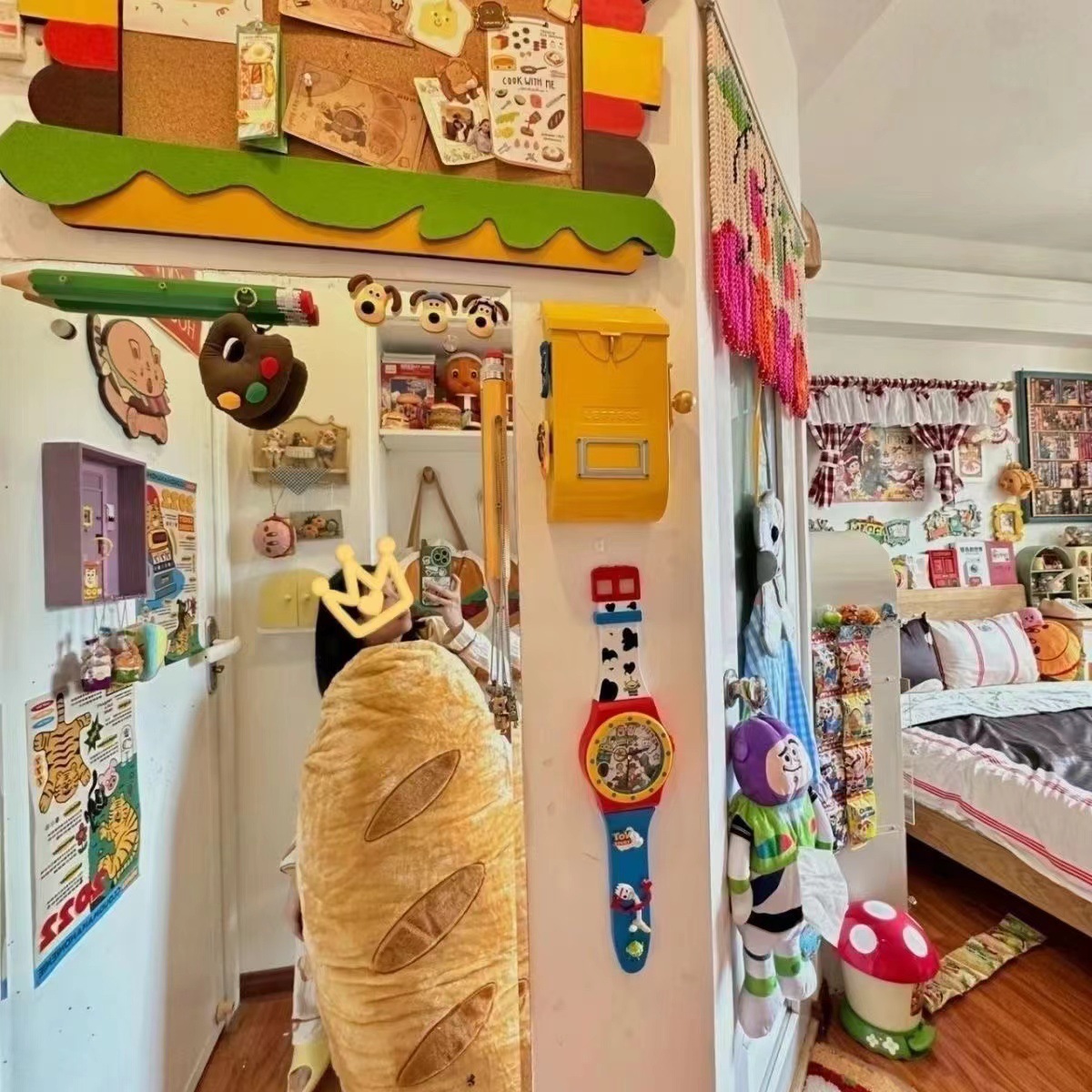 奇奇怪怪可爱面包长条抱枕毛绒玩具床头宿舍靠垫床上夹腿睡觉枕头详情5