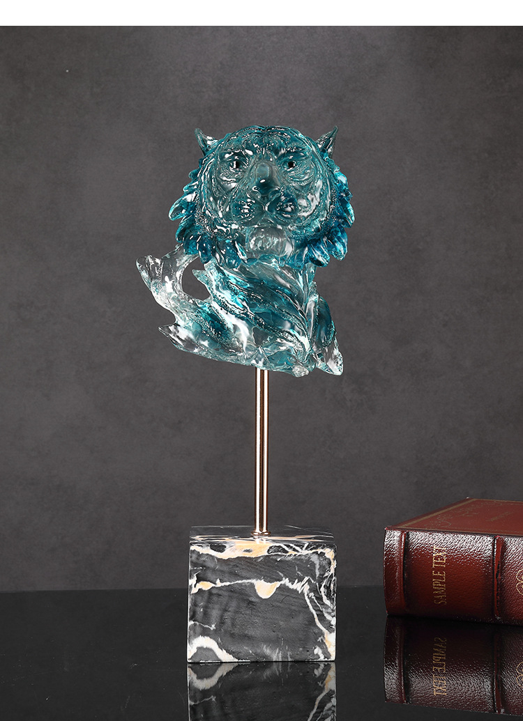 2025水晶仿真狼头摆件狼头型雕塑树脂道具玄关办公室桌面动物头像装饰树脂工艺品详情10