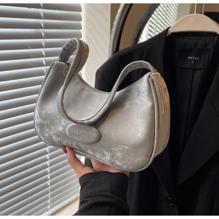 大容量通勤托特包女新款洋气单肩包潮搭时尚斜挎包都市风休闲女包详情17