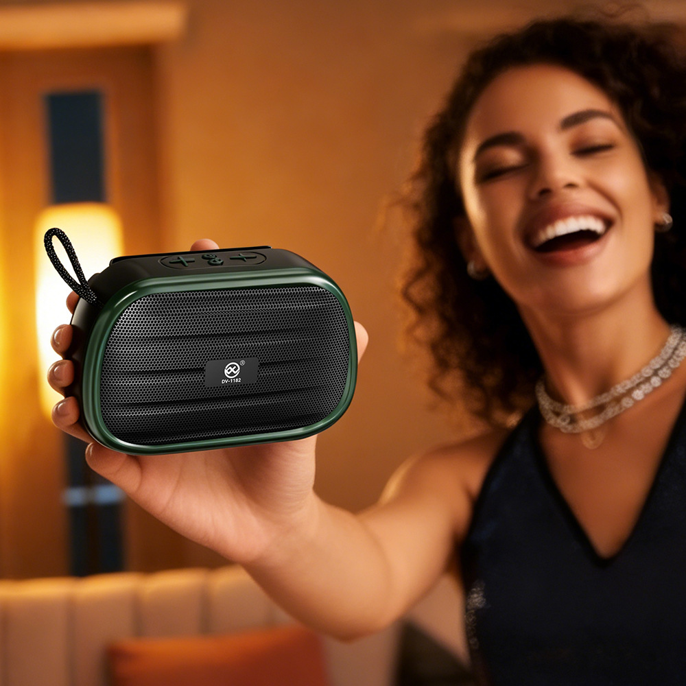 Le Xiangyu African Portable Bluetooth Speaker, Outdoor Small Solar Mini Music Player, Wireless car Subwoofer pic 3