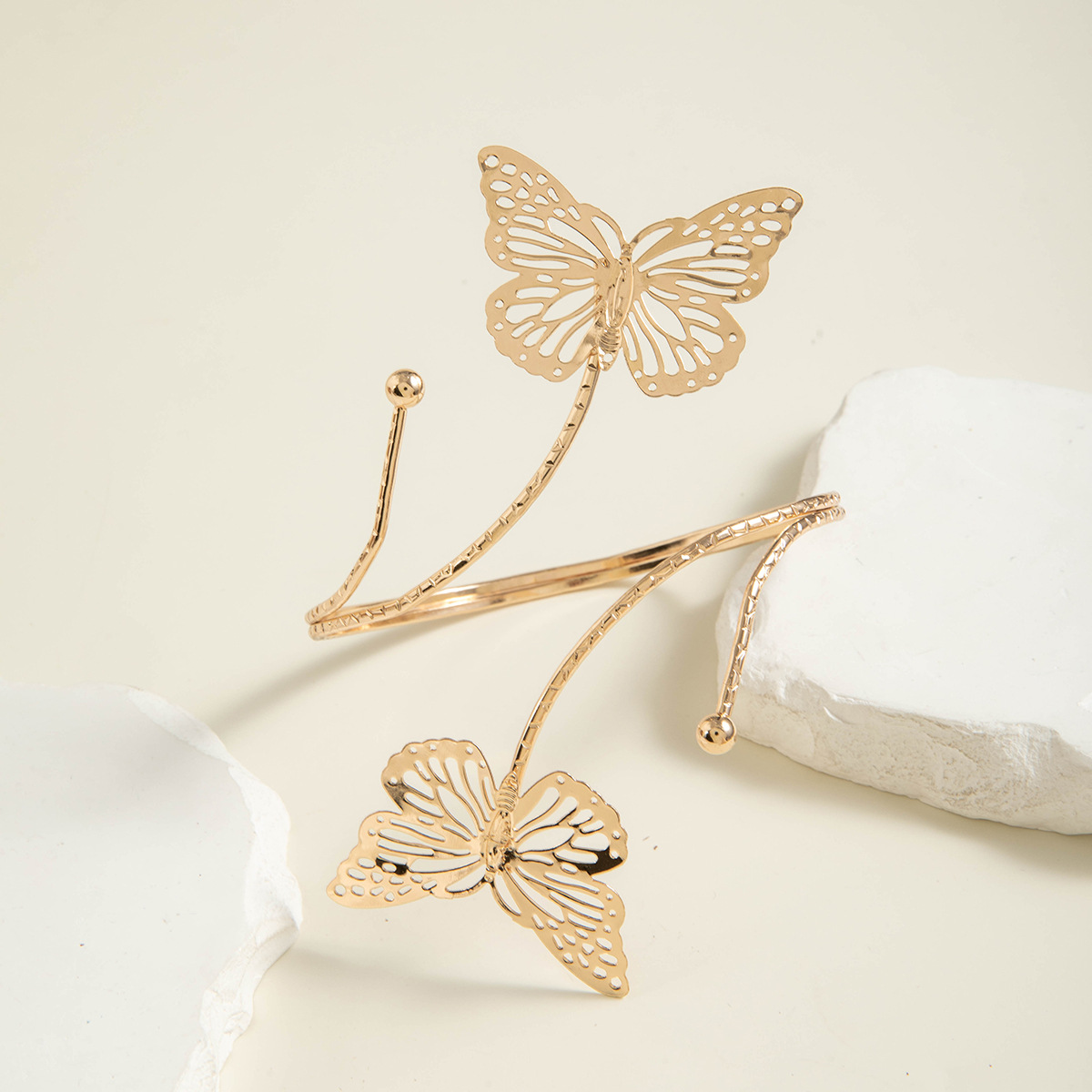 亚马逊跨境个性冷淡风海星手臂镯线条计感蝴蝶环形开口臂镯女详情25