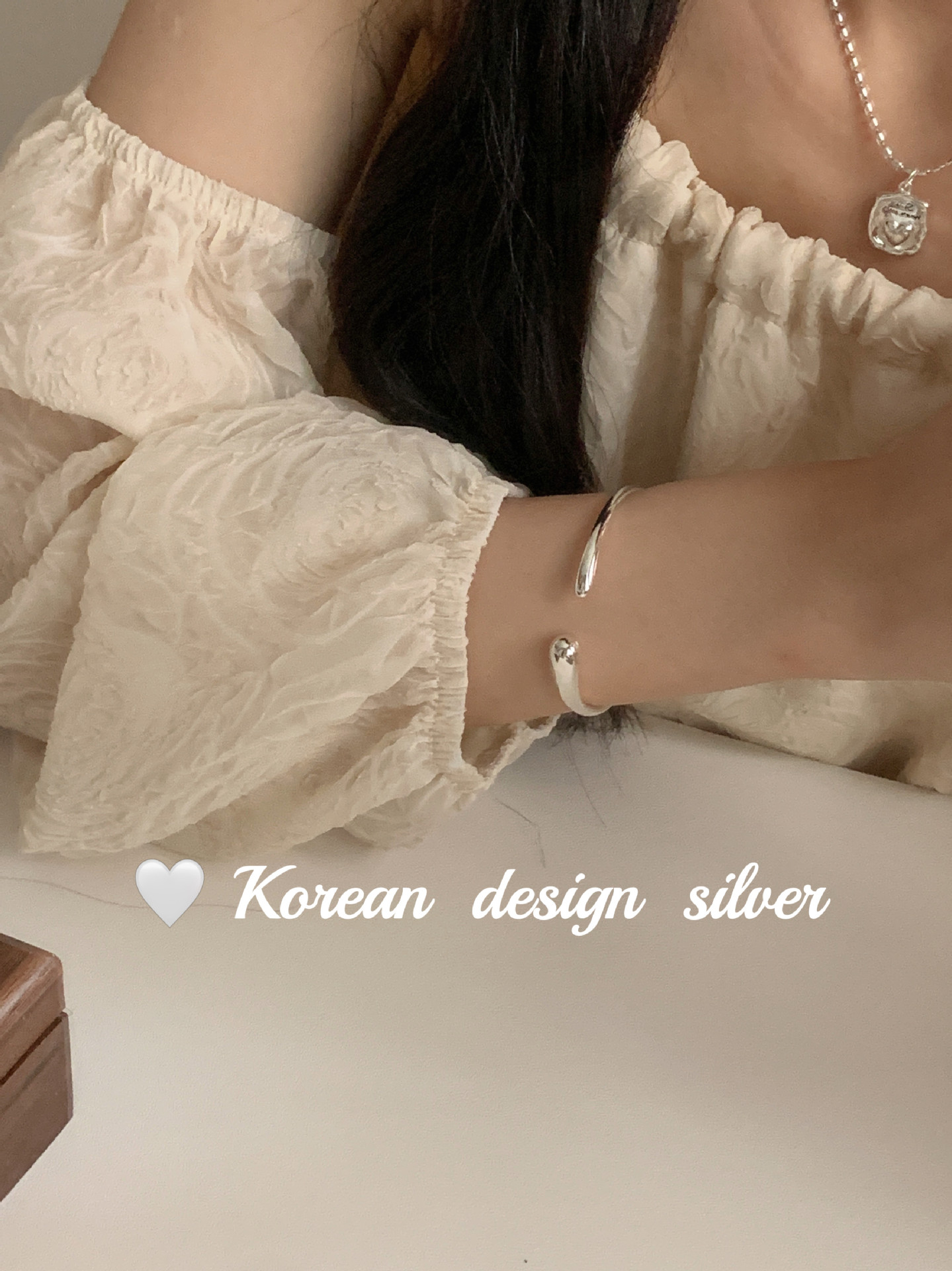 韩国设计款S925纯银亮面不对称开口手镯小众ins风手环女叠戴详情8