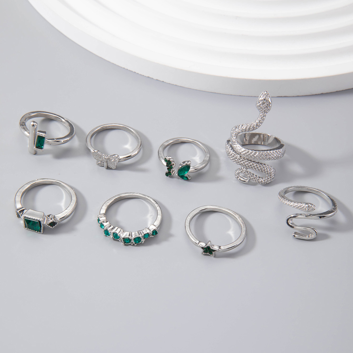 欧美流行饰品戒指手饰 蛇形爱心仿绿宝石镶钻ins风五件套戒指女详情54