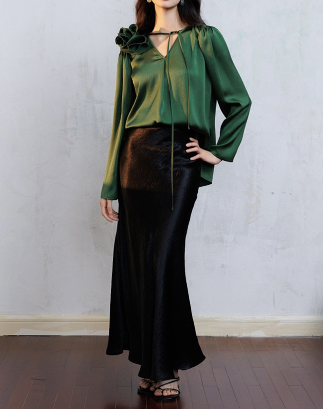 上新珍珠缎真丝光泽感泡泡肌理缎可拆卸手工立体玫瑰花宽松衬衫女详情13