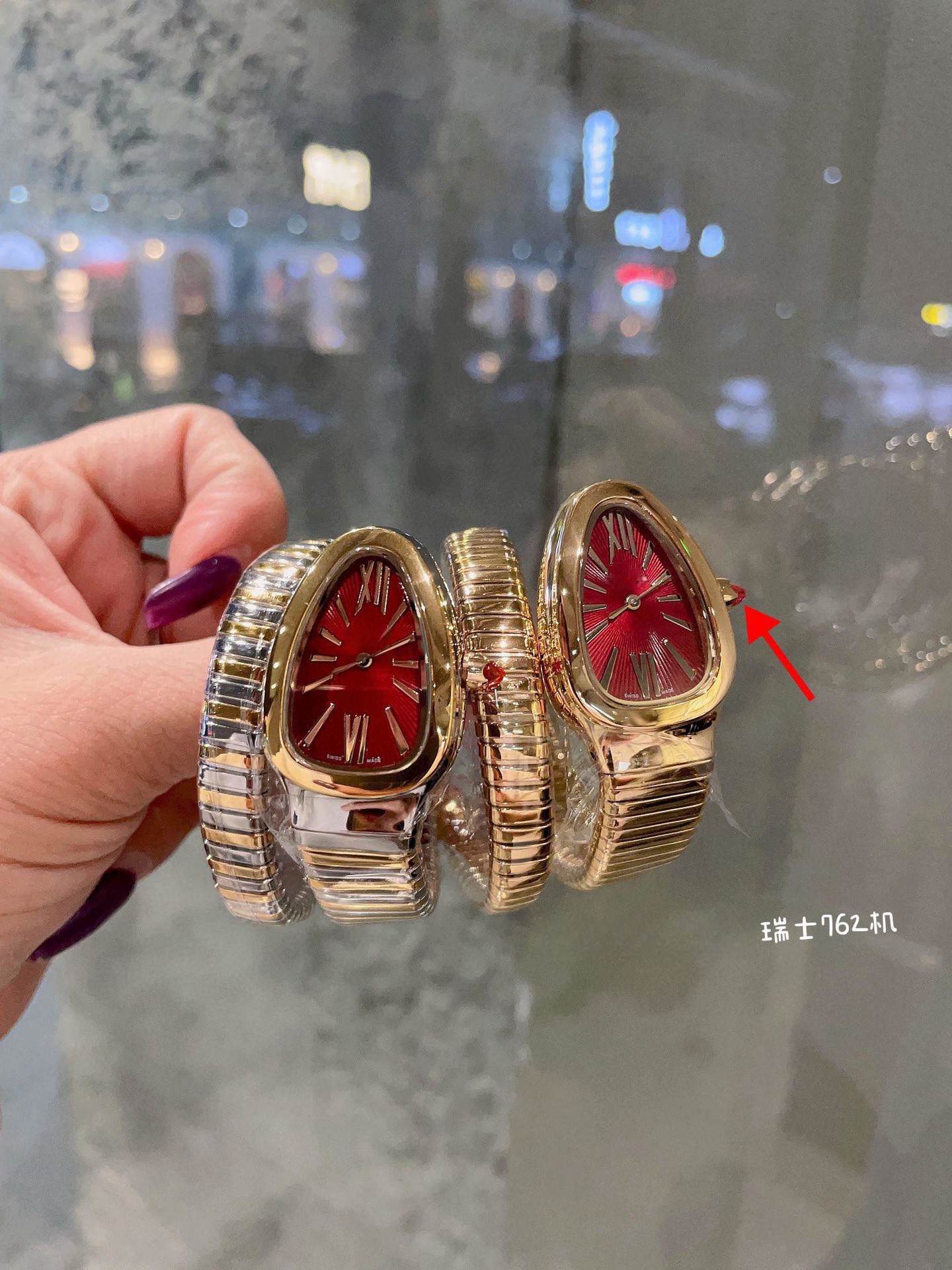 BV鎏光蛇影腕表时尚女士手表经典蛇形表头光环系列蓝气球腕表女表详情6